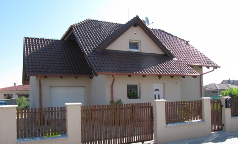 Topás 80/140 - projekt nízkoenergetického rodinného domu